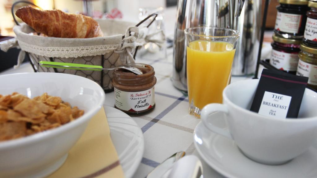 Bed and Breakfast Demeure De Beaulieu Le Coudray-Macouard Exterior foto
